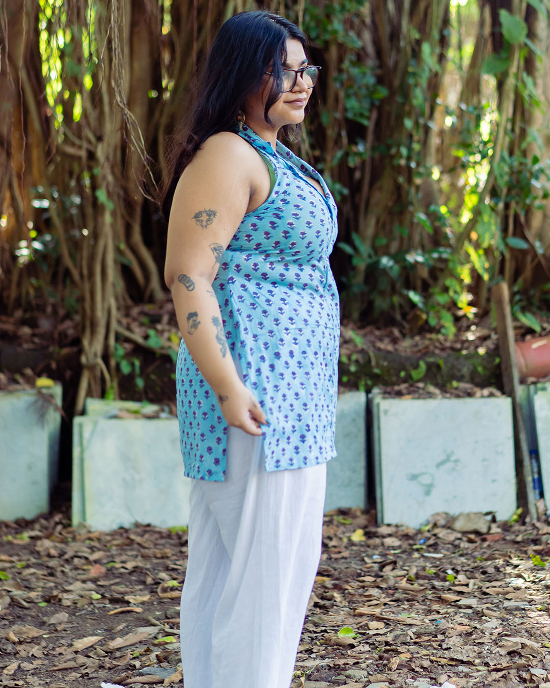 High Neck Sleeveless Kurti