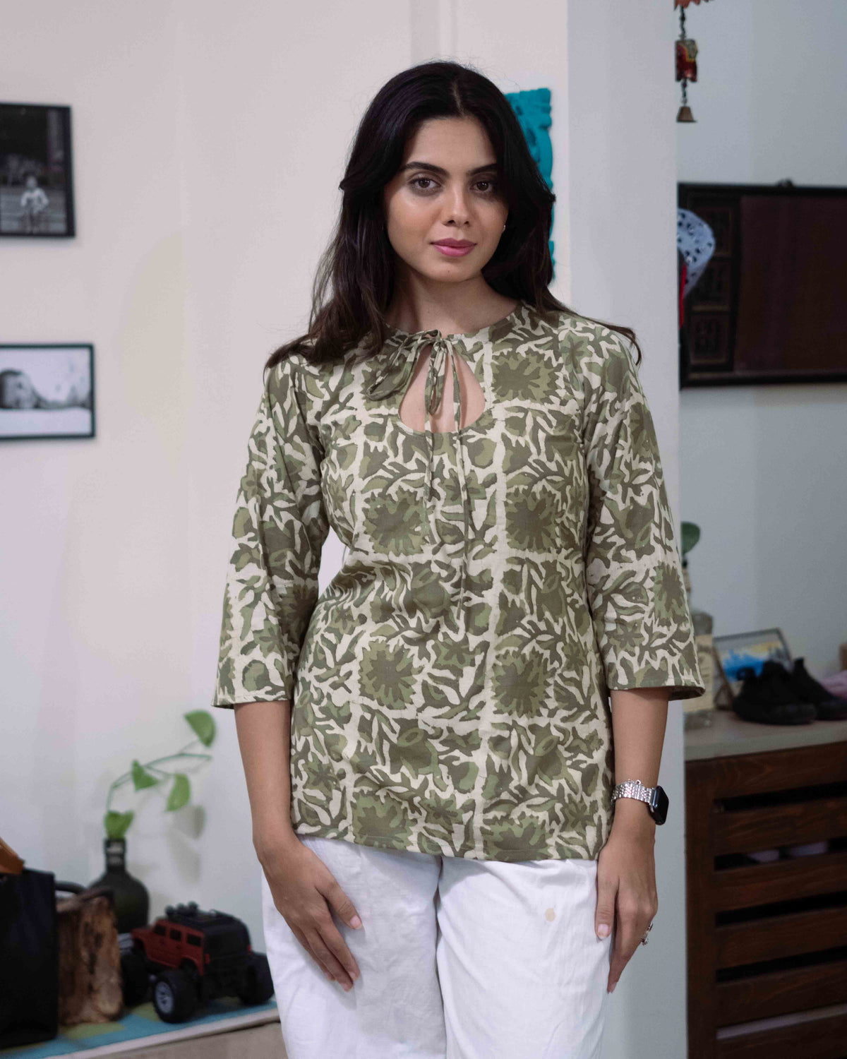 Olive Green Cotton Keyhole Tie-Up Short Kurti