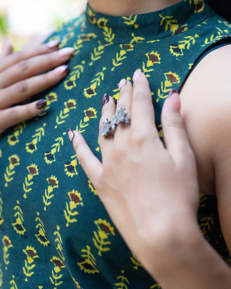 Emerald Bloom Mandarin Halter Kurti - Poshakh fabrics